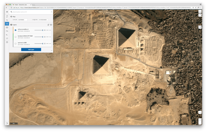 Viewer using Airbus OneAtlas data over the pyramids on the Giza Plateau, Egypt