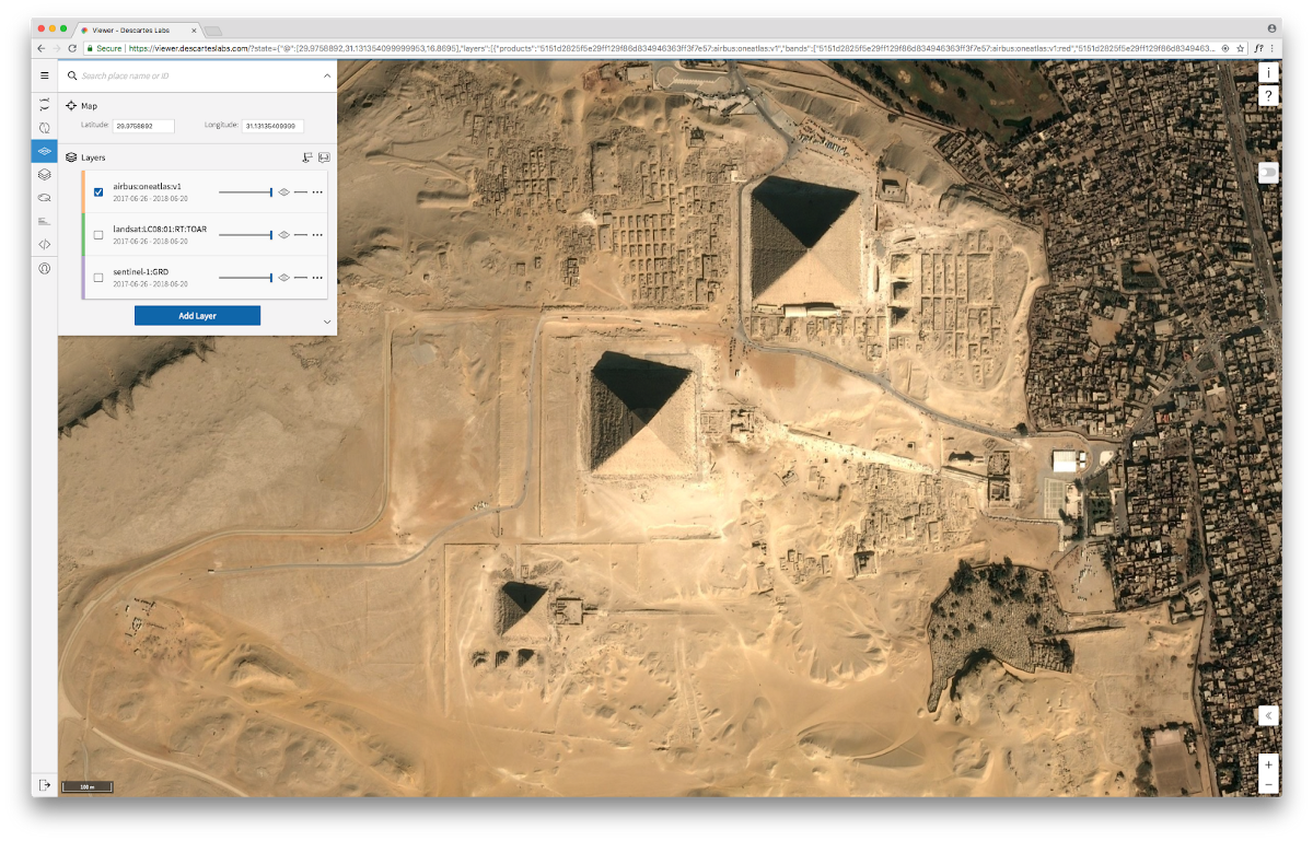 Viewer using Airbus OneAtlas data over the pyramids on the Giza Plateau, Egypt