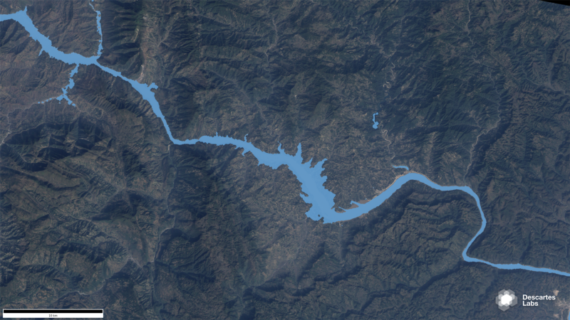 Water extent (shown in blue) in the region surrounding Sandouping, China before (1987) and after (2016) the construction of the Three Gorges Dam